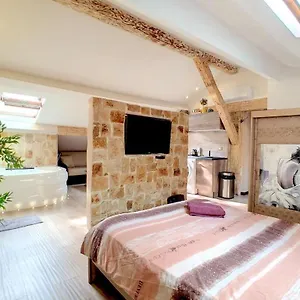  Appartement Beautiful With Jacuzzi